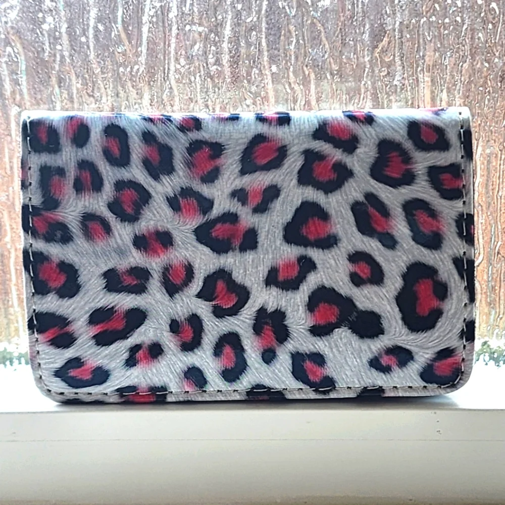 Business card holder. Animal print. - Picture 1 of 5